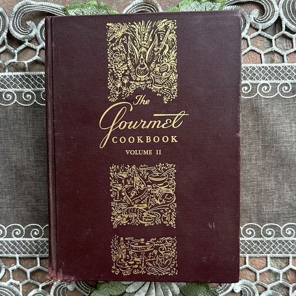 Vintage 1958 Gourmet Volume II (2) Hard Cover Cookbook Kitchen Home Cooking - Picture 1 of 8